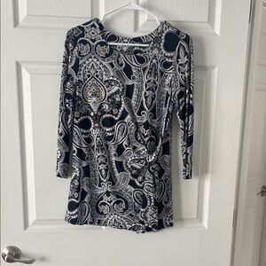 Black and White Paisley Long Sleeve Top